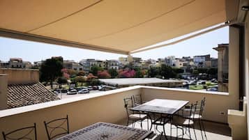 Comfort Triple Room, City View | Outdoor dining