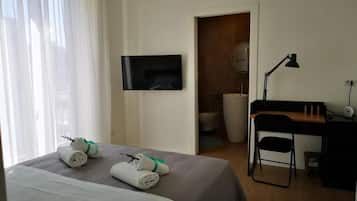 Comfort Triple Room, City View