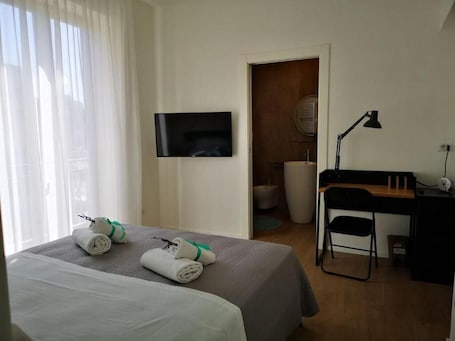 Comfort Triple Room, City View. Palazzo Mazzini