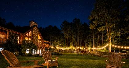 Whispering Pines Cozy Cabin Suite Retreat Near Jordan Lake and Pet Friendly