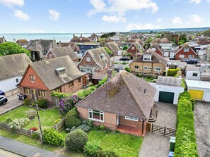 Exterior - The Dinghy Coastal Bungalow in Pevensey Bay (Pevensey Bay)