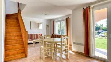 House | Dining