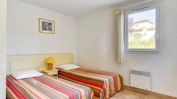 House | 3 bedrooms, bed sheets