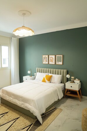 Iron/ironing board, Internet, bed sheets - Tremendous 3-bedroom apartment with AC & Fast Wi-Fi in New Cairo City (New Cairo City)