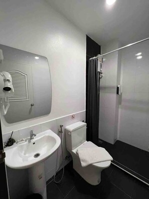 Shared Dormitory, 1 Bedroom, Balcony | Bathroom