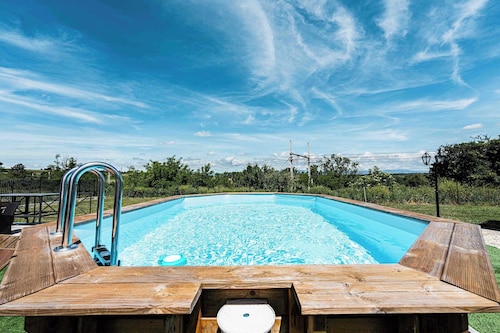 Villa Pancho: quiet, AC, private pool.