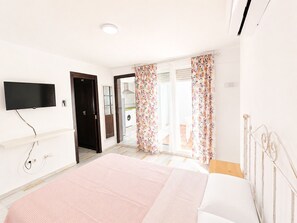 Iron/ironing board, bed sheets - Apartamento San Ignacio de Loyola, sol y ola IV (conil de la frontera)
