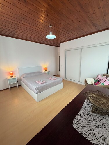 Casa do Horizonte - Family-Friendly Apartment with Ocean & Mountain Views