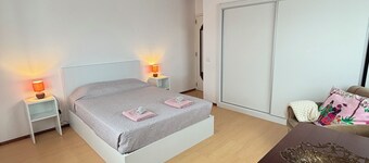 Casa do Horizonte - Family-Friendly Apartment with Ocean & Mountain Views
