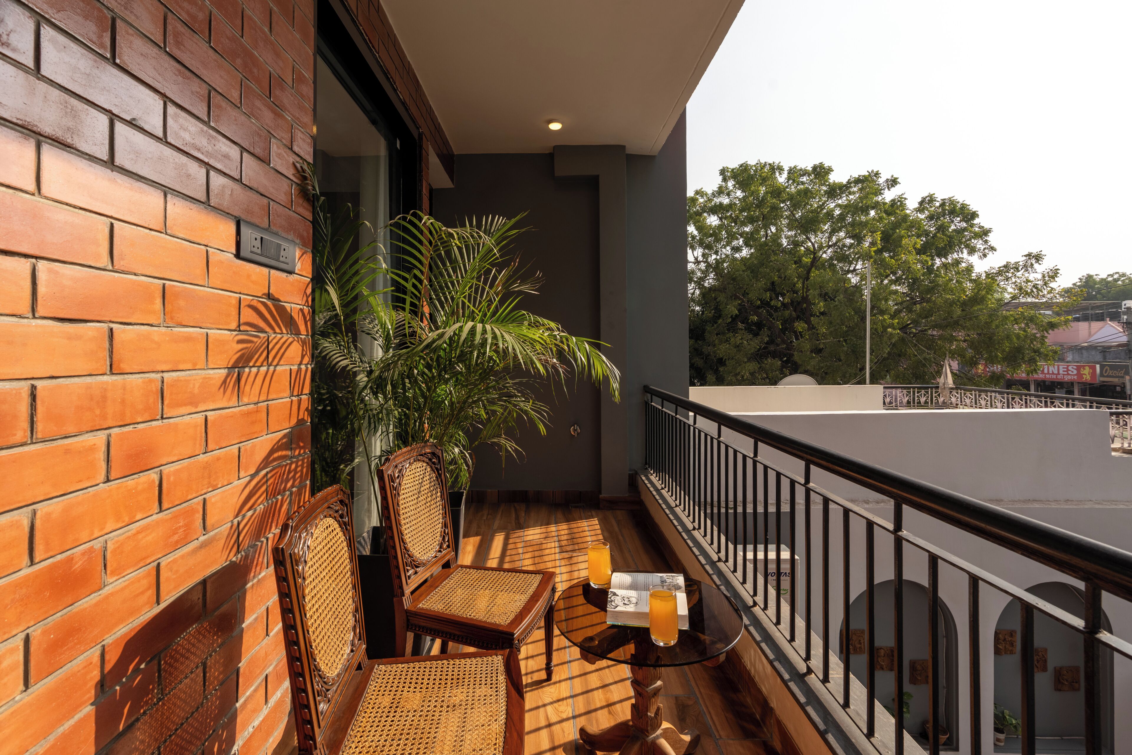 Deluxe Double Room, City View | Property grounds