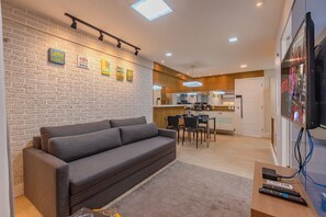 Basic Apartment | Interior - Scala #405 Seafront in Mucuripe by Carpediem (Fortaleza)
