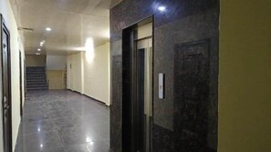 Interior - Hotel Royal Residency (New Delhi)