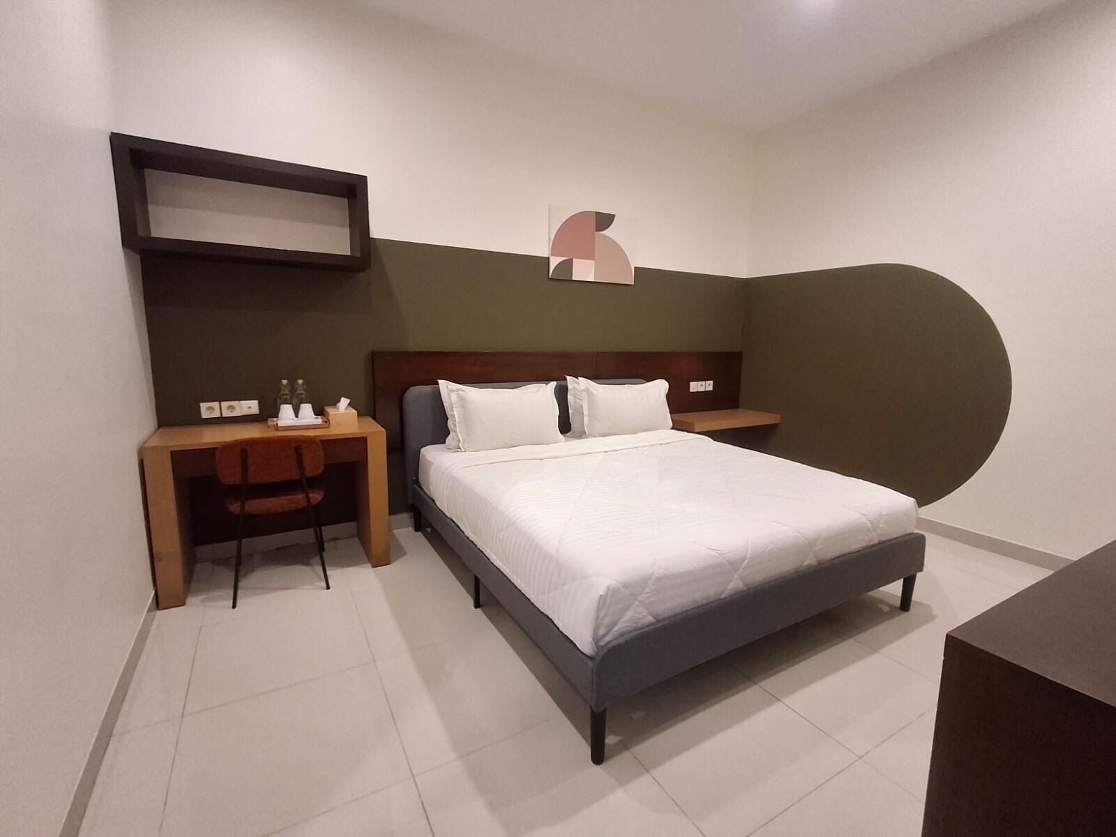 Premium Double Room | Desk, laptop workspace, free WiFi, bed sheets