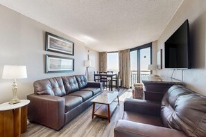 TV - DIRECT OCEANFRONT BALCONY | RESORT POOLS & LAZY RIVER | PRIME LOCATION-SLEEPS 4 (Myrtle Beach)