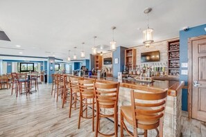 Bar (on property) - 3rd Floor Oceanfront Suite w/ 2 Queens, Murphy Bed & Lazy River (Myrtle Beach)