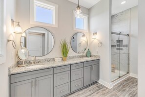 Shower, towels, shampoo, toilet paper - The Crooked Palm | Luxury Coastal Escape w/ Pool & Views | Steps to the Beach (Oak Island)