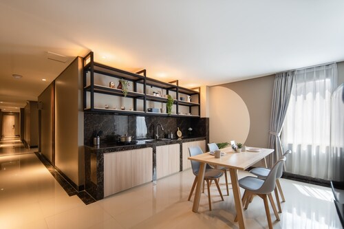 Cove Juanda One