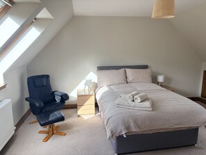WiFi, bed sheets - Abernethys Cottage in Connel (Connel)