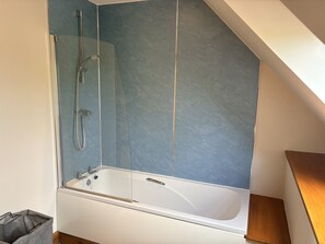 Towels - Abernethys Cottage in Connel (Connel)