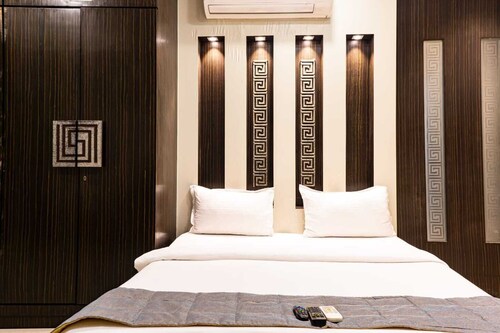 CORPORATE APARTMENTS PRIVATE LIMITED BANDRA