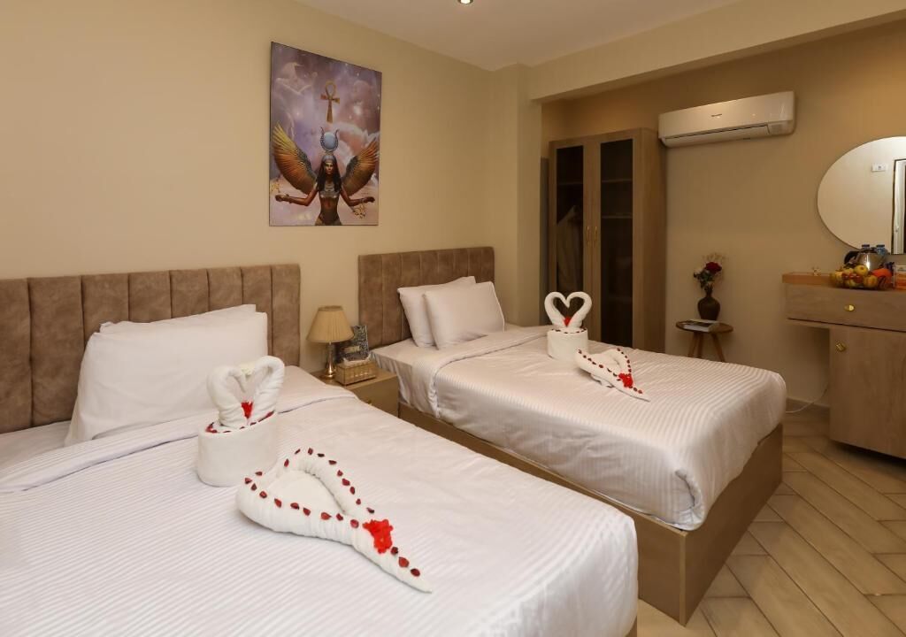 Deluxe Twin Room, City View | Free WiFi