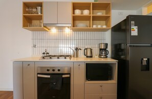 Apartment - w Curated Urban 2BR w Balcony in Miraflores (Lima)