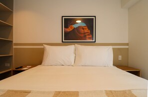 Apartment | 2 bedrooms, Internet - w Light-filled 2BR w Balcony in Miraflores (Lima)