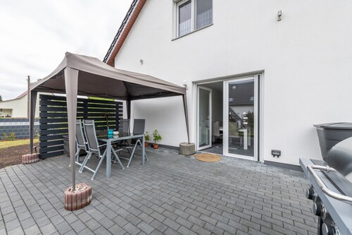 Ferienhaus 'Kronseeliebe' mit privater Terrasse, Garten und WLAN