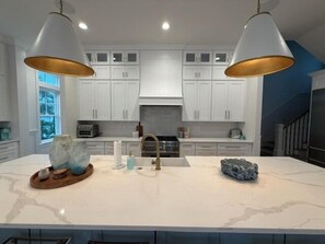 Private kitchen - Grayt Blessings 125 Pine Street (Santa Rosa Beach)