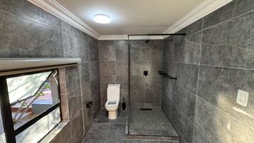 Studio Suite | Kamar mandi