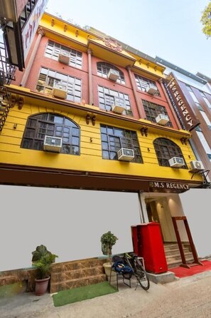 Exterior - MS REGENCY (New Delhi)