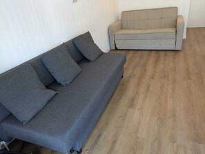 Living area - Stylish Studio Near Monaco Grand Prix & Beaches in charming Roquebrune CapMartin (Roquebrune-Cap-Martin)