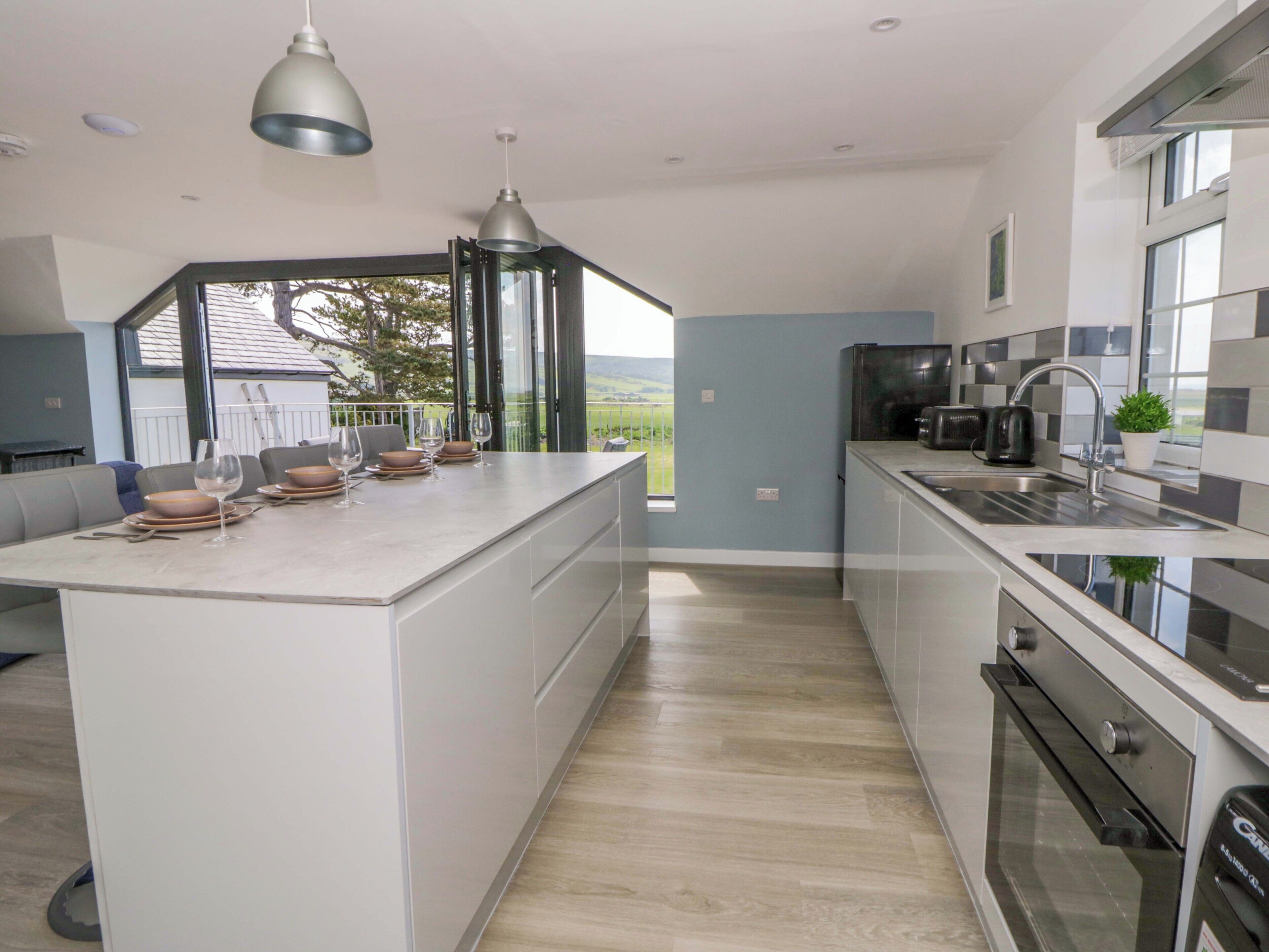 Cottage | Private kitchen | Cookware/dishes/utensils
