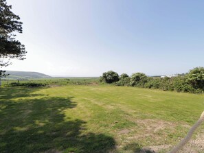Cottage | Property grounds - Rosemary Cottage 1 (Tywyn)