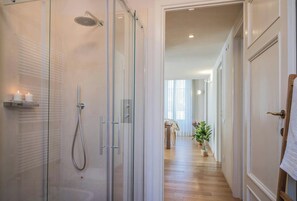 Shower - La Sortita. Light and modern Lucca City apartment (Lucca)