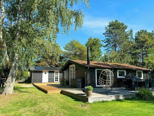 Summer house with wilderness bath by Kårup Forest