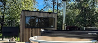 Summer house with wilderness bath by Kårup Forest