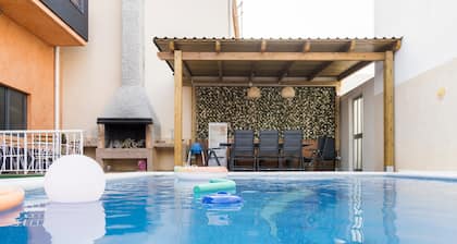 Holiday Home 'MM Delta Holidays' with Mountain View, Wi-Fi and Air Conditioning