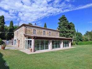 Exterior - Stone farmhouse in Chianti near Montaione (Montaione)