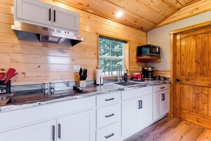 House (1 Bedroom) | Interior