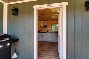 House (1 Bedroom) | Interior - Private Yard w/ Games! Family Getaway in Forks (Forks)