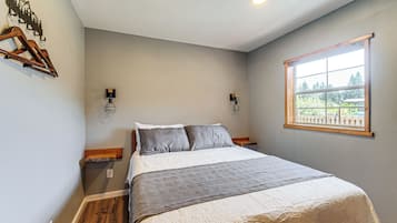 House (1 Bedroom) | Interior