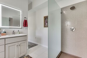 Casa (2 Bedrooms) | Interior