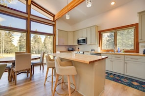 House (3 Bedrooms) | Interior - 2 Mi to Angel Fire Resort: Year-round Retreat (Angel Fire)