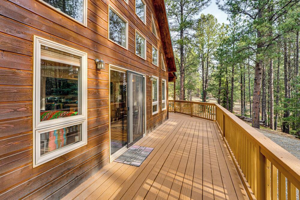 1 Mi to Angel Fire Resort: Mtn Cabin w/ Fire Pit! - Eagle Nest