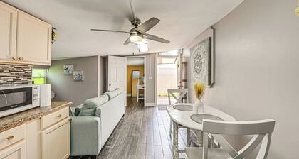 2 Mi to Public Pool! Cozy Naples Cottage w/ Patio