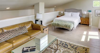 Lush Retreat on Walla Wallas Southeast Side!