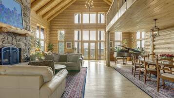 House (Multiple Bedrooms) | Interior