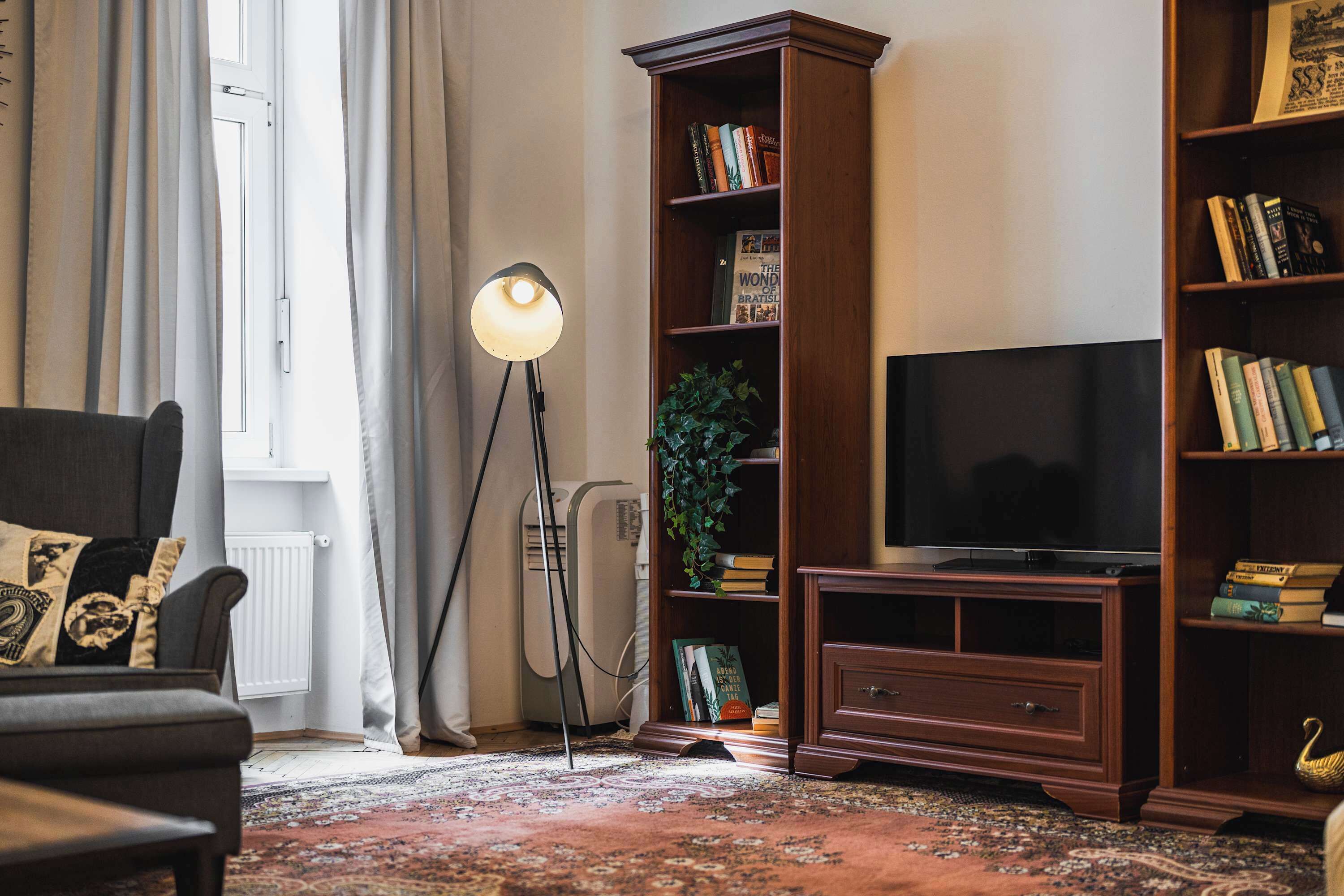 TV, offices