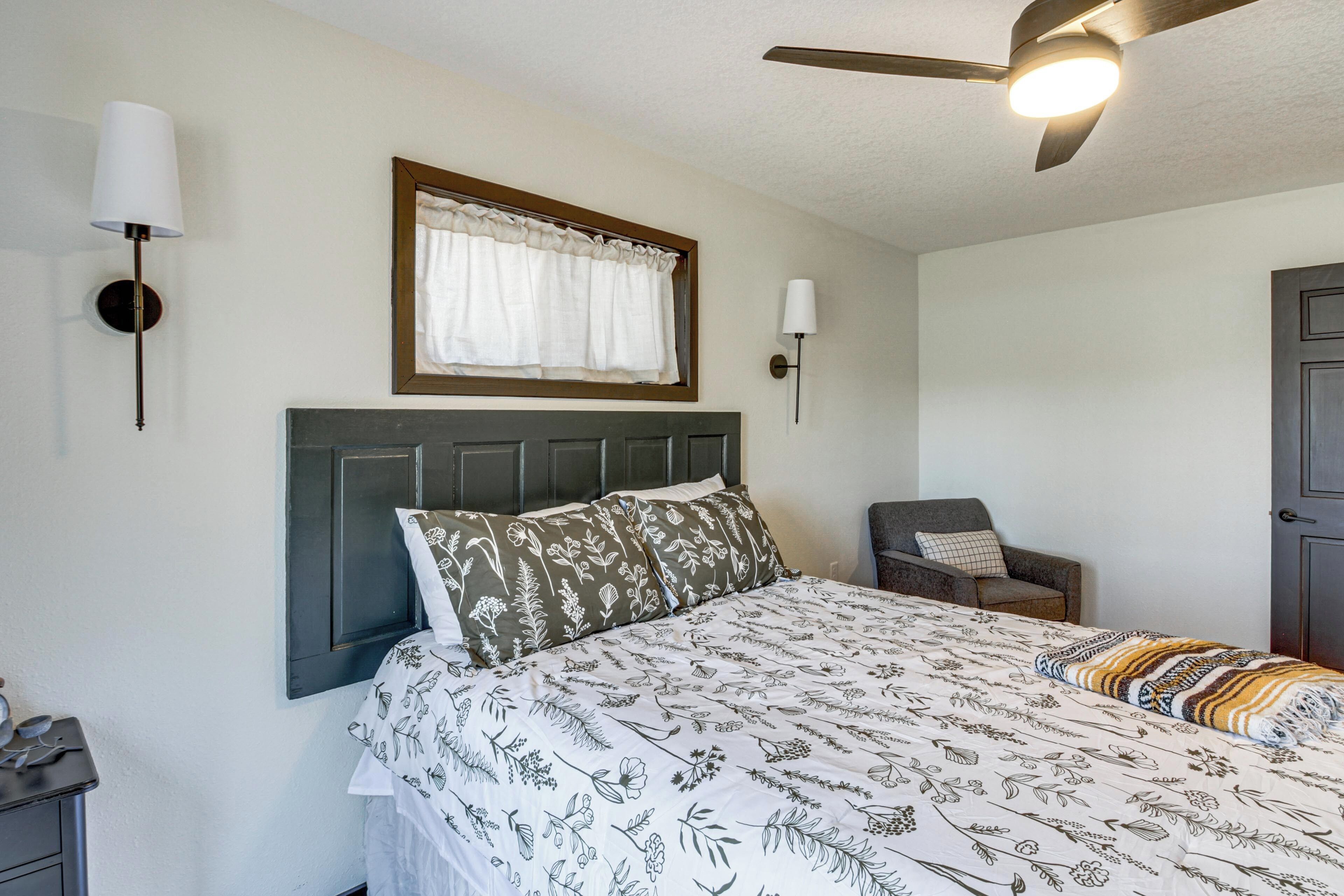 House (2 Bedrooms) | Interior